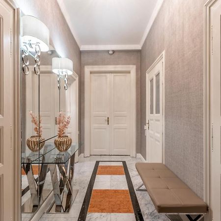 Luxury Apartment With Balcony Next To The New York Cafe Budapest Extérieur photo