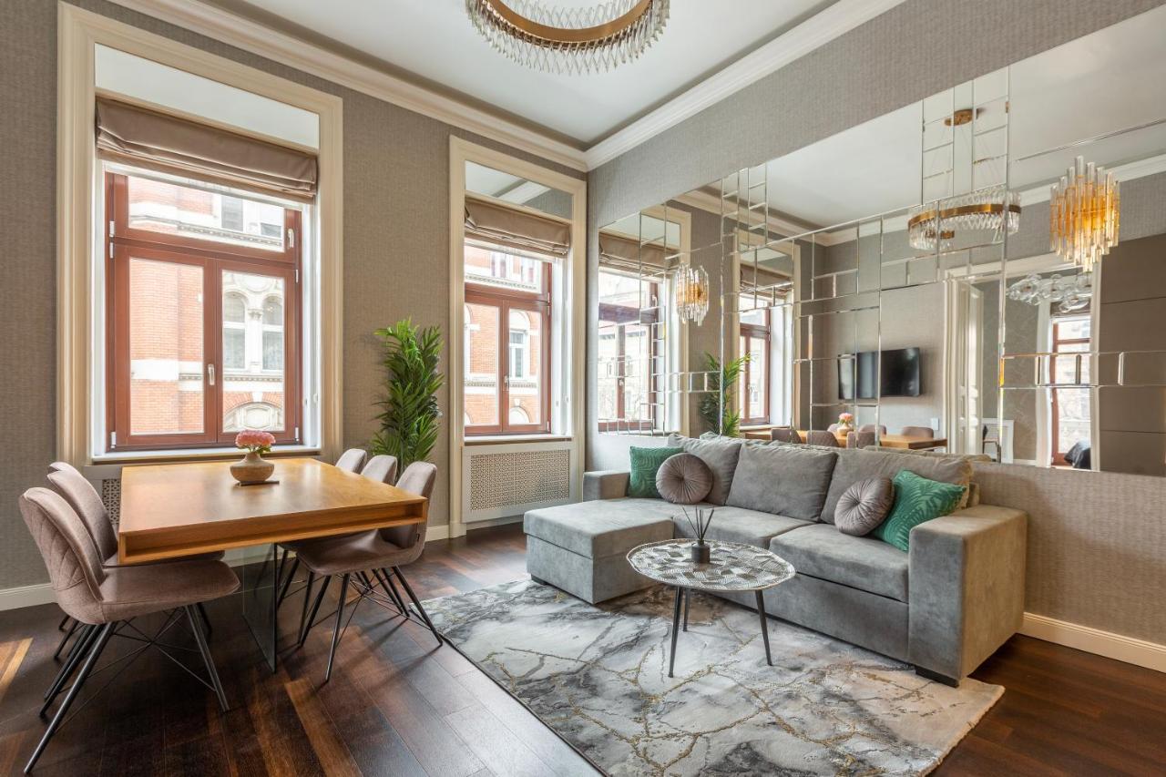 Luxury Apartment With Balcony Next To The New York Cafe Budapest Extérieur photo