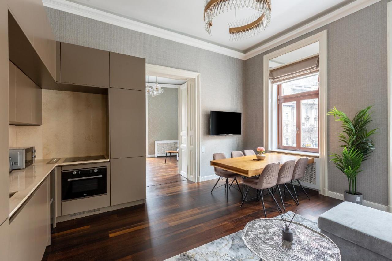 Luxury Apartment With Balcony Next To The New York Cafe Budapest Extérieur photo