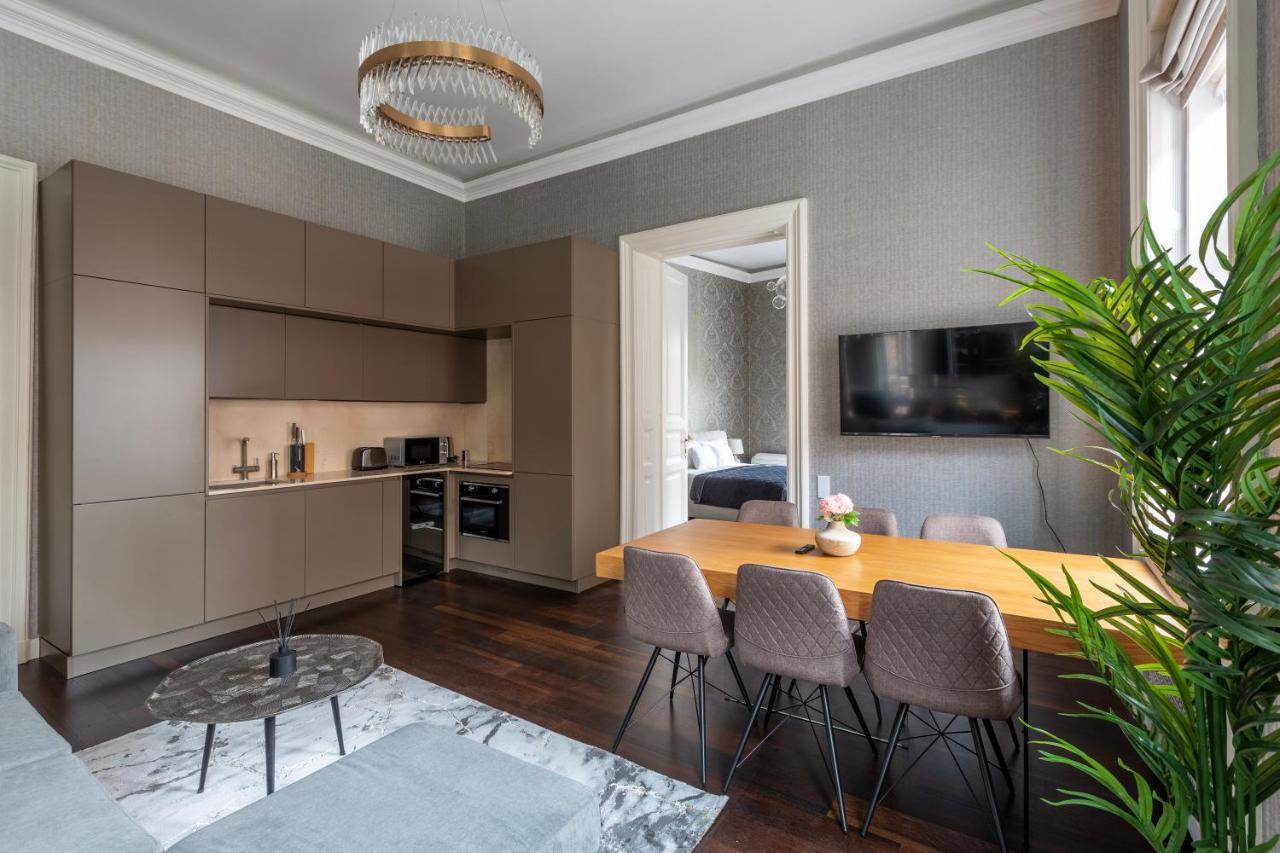 Luxury Apartment With Balcony Next To The New York Cafe Budapest Extérieur photo