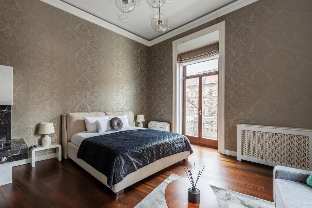 Luxury Apartment With Balcony Next To The New York Cafe Budapest Extérieur photo